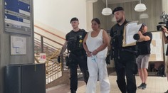 Ženu obvinenú z vraždy v Senci zobral sudca do väzby. Tvrdí, že sa bránila znásilneniu