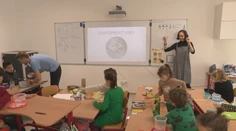 Ukazuje, že vzdelávať sa dá aj inak. Na Slovensku máme unikátnu školu
