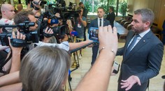Premiér ešte nehovoril s Ficom o jeho výrokoch k Mazurekovi