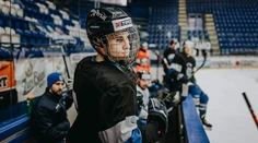 Nedávno sa o ňom priliš nehovorilo, teraz ho vidia v 1. kole. Čaká nás historicky najúspešnejší draft NHL?