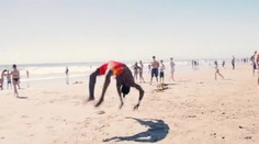 VIDEO: Gravitácia mu nič nehovorí, predvádza obdivuhodné kúsky