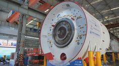 Bratislava čaká na tunel cez Malé Karpaty. Poliaci ukázali „krtka“, ktorým by ho vedeli prekopať