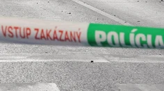 Nešťastie v Budči. Pri búraní starej budovy spadol muž, zavalila ho stena