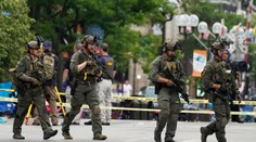 Americkí policajti zadržali podozrivého zo streľby pri Chicagu