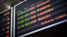 V Bratislave sa vykoľajil RegioJet, ostatné vlaky nabrali veľké meškania