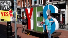 Írsko rozhodne o legalizácií manželstiev gayov a lesieb