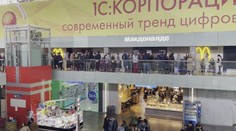 Rusi sa lúčia s McDonald's, na posledný burger čakali v dlhých radoch