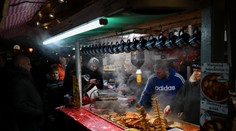 Ak nevydajú blok, hrozí im zákaz predaja. Pozreli sme sa, ako vyzerajú kontroly na vianočných trhoch