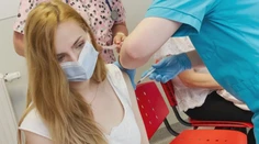 Očkovanie v ambulanciách sa rozbieha pomaly. Doposiaľ sa prihlásilo len vyše 500 lekárov