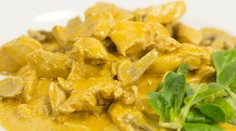 Hydinové soté na šampiňónoch