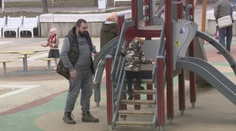 Problém s materskou otcov začínajú riešiť súdy. Sociálna poisťovňa má na krku prvú žalobu