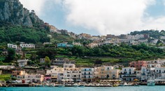 Obľúbený taliansky ostrov prísne zakročil voči davom turistov. Zavádza nové poriadky