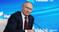 Putin a Netanjahu telefonicky hovorili o Trumpovom mierovom pláne