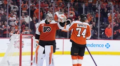 VIDEO: Philadelphia kráča za postupom pevným krokom. Pittsburgh si v play-off zatiaľ ani neškrtol