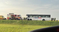 Po nehode autobusu v Košiciach aktivovali traumatologický plán. Do nemocnice priviezli desiatky zranených