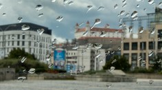 Aktivity vonku v nedeľu radšej odložte. Ochladí sa o desať stupňov