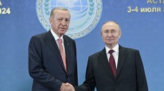Erdogan telefonoval s Putinom: Turecko je pripravené na mierové rokovania Ruska s Ukrajinou