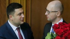 Jaceňukovu rezignáciu parlament odsunul