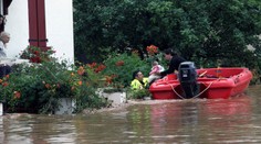 Záplavy na juhu Francúzska vyhnali z domovov tisíce ľudí