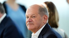 Scholzova SPD utrpela v eurovoľbách debakel. Bavorský premiér vyzýva na predčasné parlamentné voľby