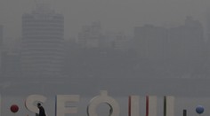 Poplach v juhovýchodnej Ázii. Môže za to hustý smog