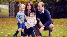 Britská kráľovská rodina zverejnila nové fotky princa Georgea