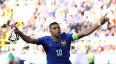 TOP zostava EURA po skupinách: Slováci chýbajú, Ronalda by ste hľadali márne