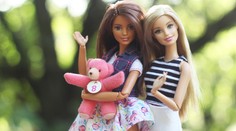 Koniec obľúbeným bábikám? Psychológovia varujú pred ich negatívnym vplyvom na vývoj dievčat