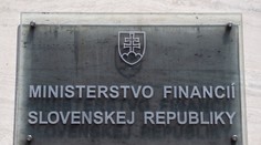 Poslanci ústavnou väčšinou odobrili štátny rozpočet na najbližšie dva roky