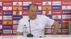 Weiss po zápase v Pireu svojich zverencov chválil, no jeden moment ho sklamal