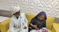 Seniorka v úctyhodnom veku porodila prvé dieťa. Stala sa tak jednou z najstarších mamičiek