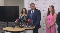 Tajnosti okolo záchrankového tendra pokračujú. Minister Šaško nechce ukázať výsledky ani mená členov komisie