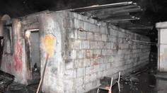 Tragický požiar pri Leviciach. O život prišla mama a tri deti