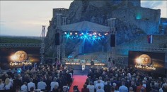 Papalášizmus alebo správne minuté peniaze? Vláda v čase uťahovania opaskov odklepla 750-tisíc eur na oslavu Cyrila a Metoda