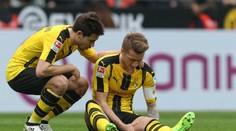 Dortmund deklasoval Leverkusen, no stratil Reusa