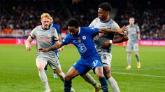 Kovačič a Havertz vybavili postup Chelsea, Sevilla bude fandiť Manchestru City, Vavro ani na súpiske