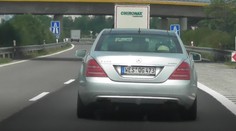 Zastavia vás na diaľnici a pýtajú peniaze. Pozor na týchto podvodníkov