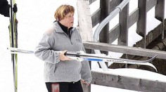 Merkelová odporučila Slovákom, koho voliť