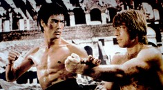 V detstve bol extrémne plachý, čelil šikanovaniu. Život Chucka Norrisa je príbehom o nezlomnej sile vôle