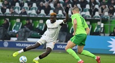 Vavrov tím získal cenný bod proti Leverkusenu. Novému trénerovi Borussie premiéra nevyšla