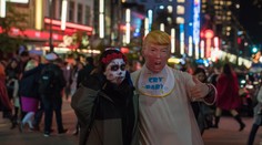 Japonský výrobca gumených masiek sa teší, že prezidentom USA bude Trump