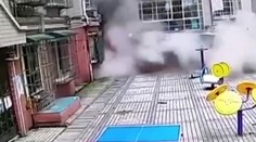 V Číne sa zrútil 9-poschodový obytný dom. Je to na videu