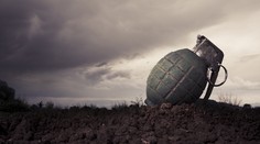 Na námestí v Budapešti objavili granát, evakuovali takmer 600 ľudí