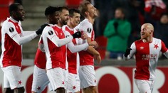 Stochov zásah medzi najkrajšími v poslednom kole EL, nechýba ani kiks brankára a vlastný gól