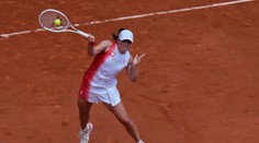 Tenisový turnaj žien priniesol ďalšie prekvapenie. Svetová jednotka končí pred bránami finále