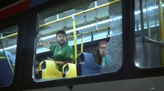 Na autobus s novinármi v Riu niekto strieľal