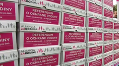 Aliancia za rodinu má vyše 408-tisíc podpisov, na ťahu je prezident