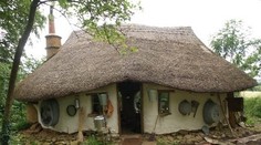 Farmár si postavil dom za „babku“. Dá sa to aj na Slovensku