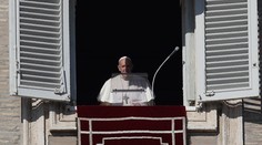 Pápež: Ženy sú pramene života. A predsa sú neustále urážané, bité, znásilňované