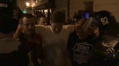 V Bratislave vyčíňali Angličania. Fyzicky napadli aj policajtku